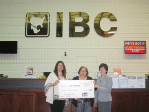 IBC Bank, Connie Martinez and Cindy Partida, Catch of the Day sponsor 