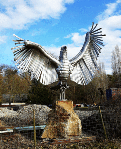After months of work, artist Dieter Erhard (Art Center Seadrift) has completed his 17 foot eagle. “Aquila Giganteus”  in the city of Erlangen/Tennenlobe, Germany. Having studied art with Bellas Artes in San Miguel de Allende, Mexico, Dieter has made this work as an homage to Mexico and the good times he had there. In the 14th century, the Aztecs searched for a new place to live. The myth is that they were told to look for an eagle sitting on a cactus with a snake. They settled in Tenochtitlan, which is now Mexico City.
